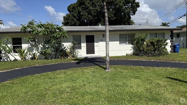Building Photo - 1501 SW 21st St Rental