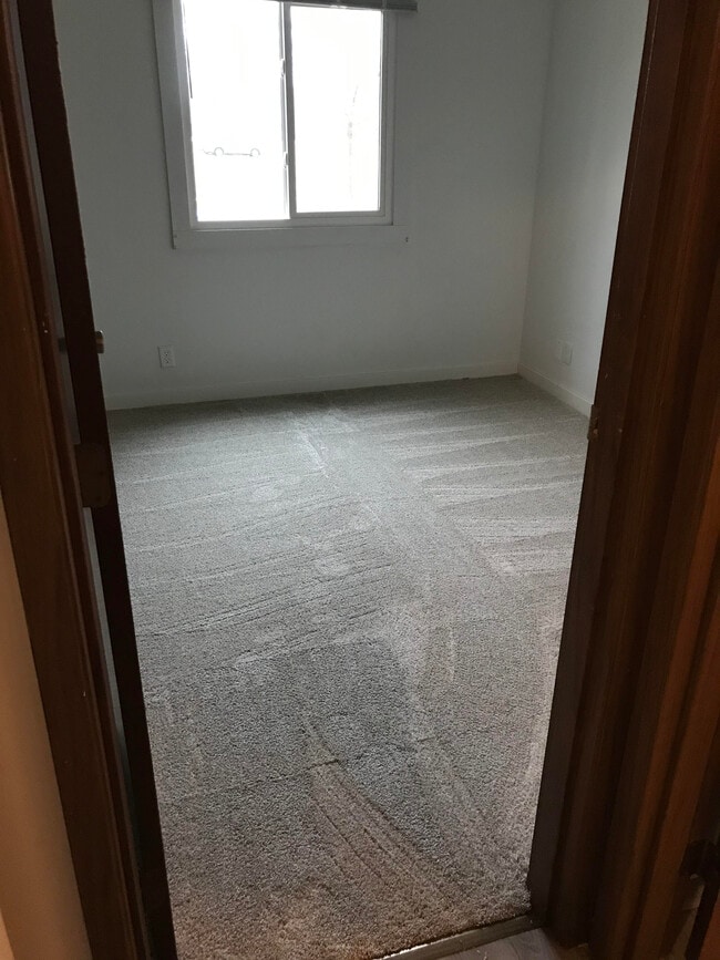 1 BD Bedroom