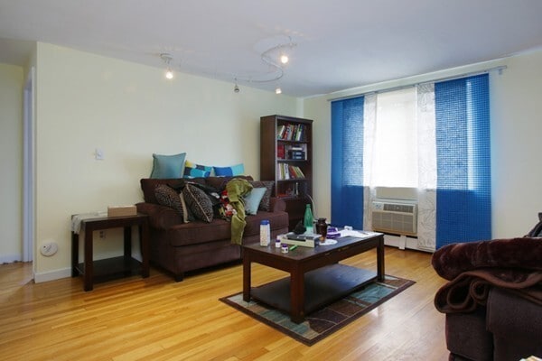 71 Colborne Rd