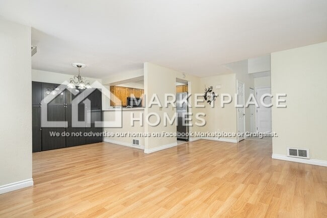 Photo - 15917 NE 40th Way