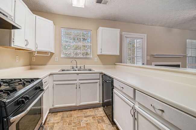 Photo - 4 Bedroom 3 Bath House