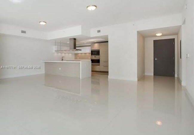 Photo - 17301 Biscayne Blvd Unit 17301 Biscayne Blvd  1103