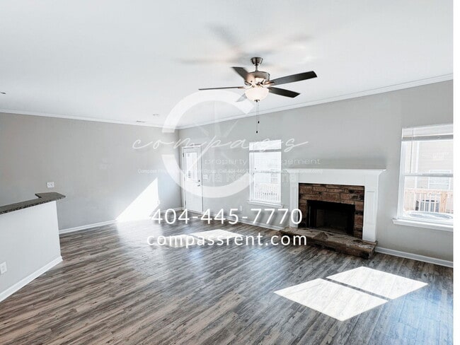 Photo - 200 Lyndon Wy NW