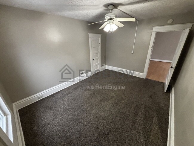 Photo - 742 Mc Reynolds Ave NW