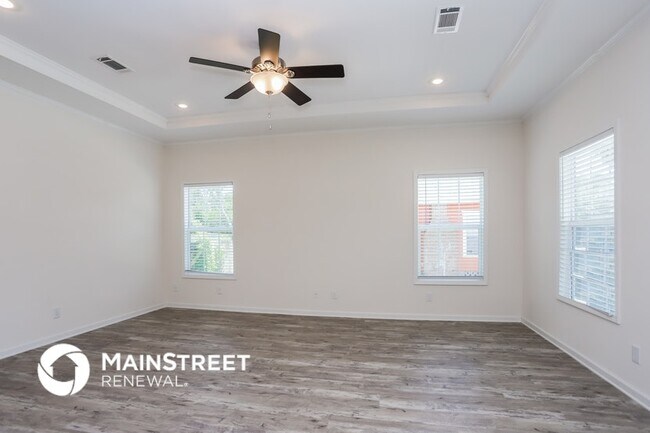 Photo - 1900 21st St S