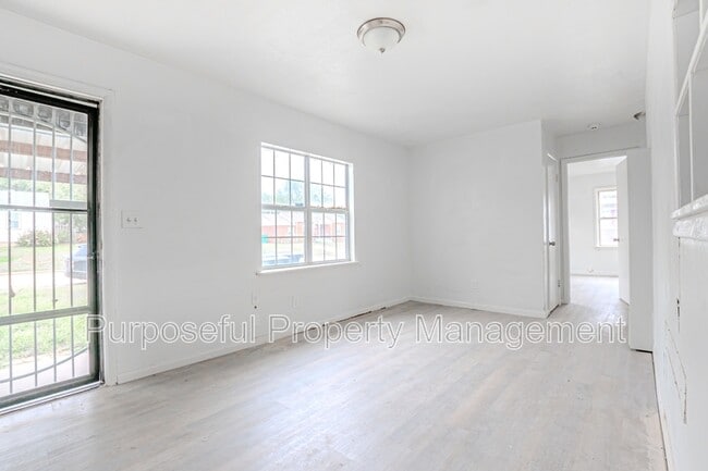 Photo - 3128 NE 15th St