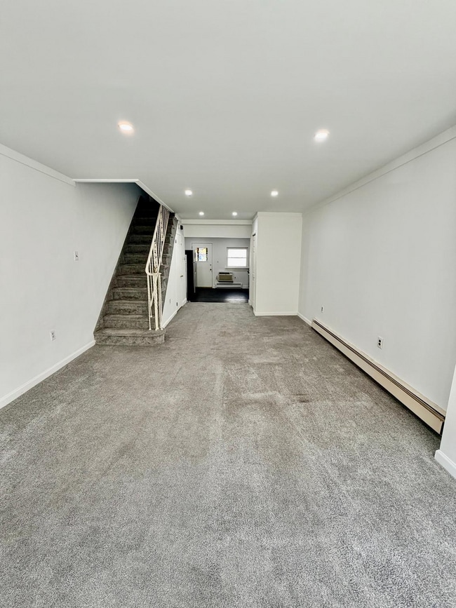 Photo - 3116 Salmon St