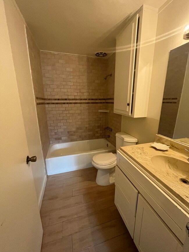 Photo - 24370 Newhall Ave Unit 8