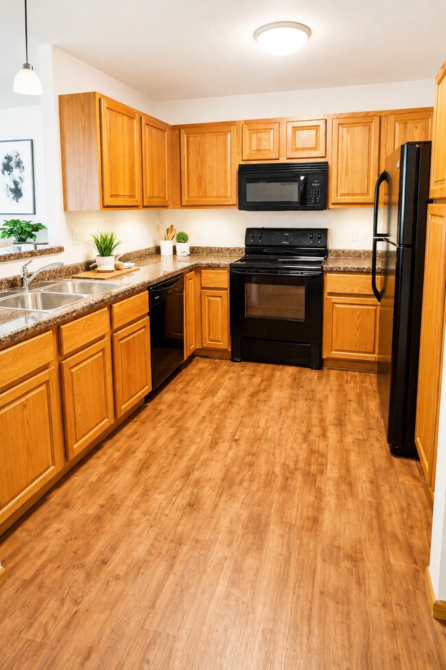 Photo - Edgewater Apartments