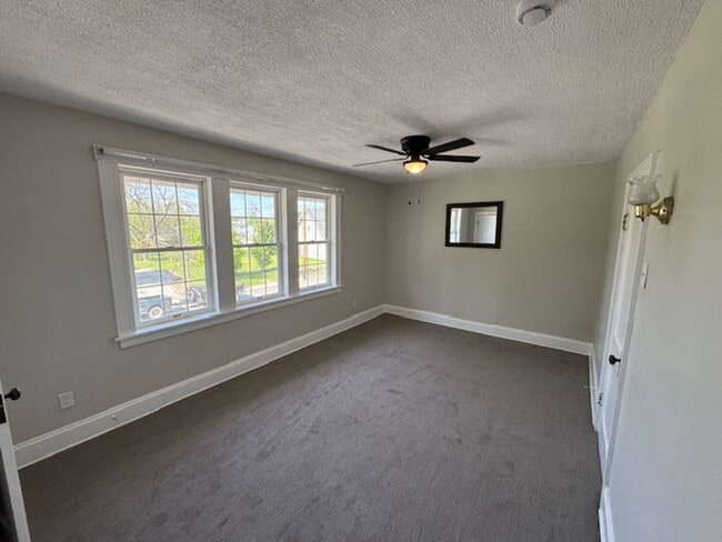 Photo - 2175 Sullivant Ave