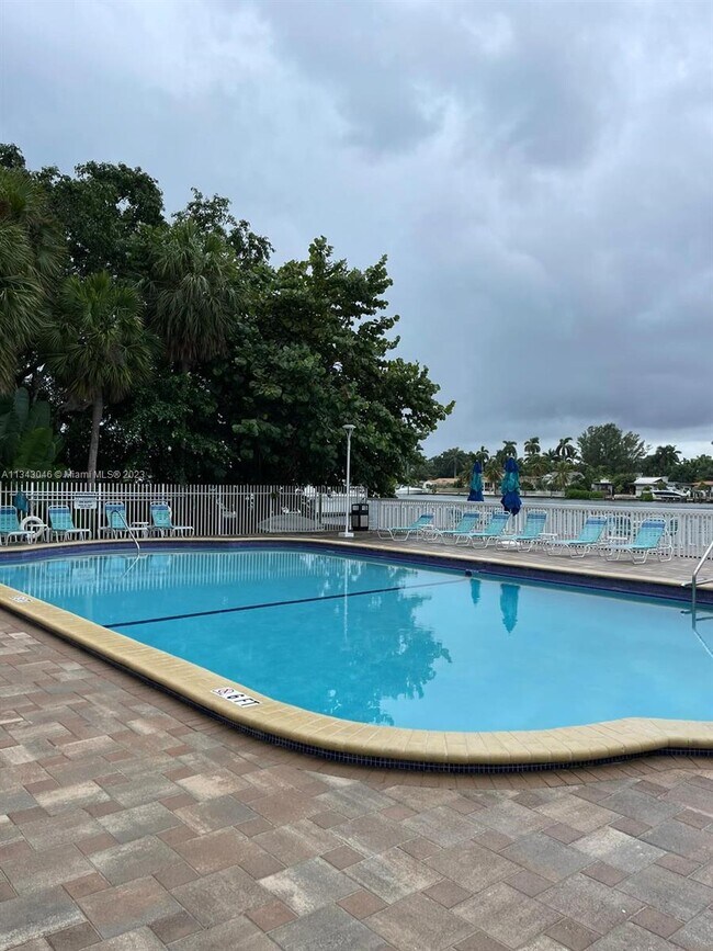 Photo - 1455 N Treasure Dr Unit 7D