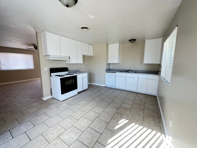 Photo - 3 bed/ 2 ba house  - Olivehurst