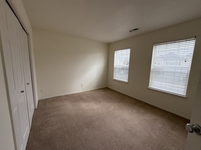 Photo - 16850 NW Arizona Dr