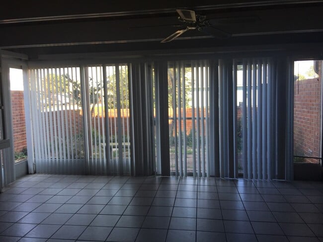 Photo - 3/2.5 Close to TMH and Governor Square