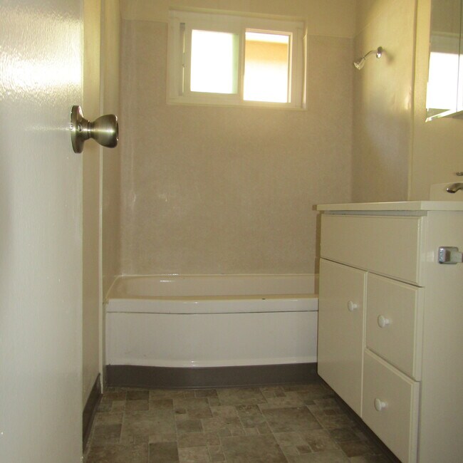 Photo - Canyon Garden Apartments