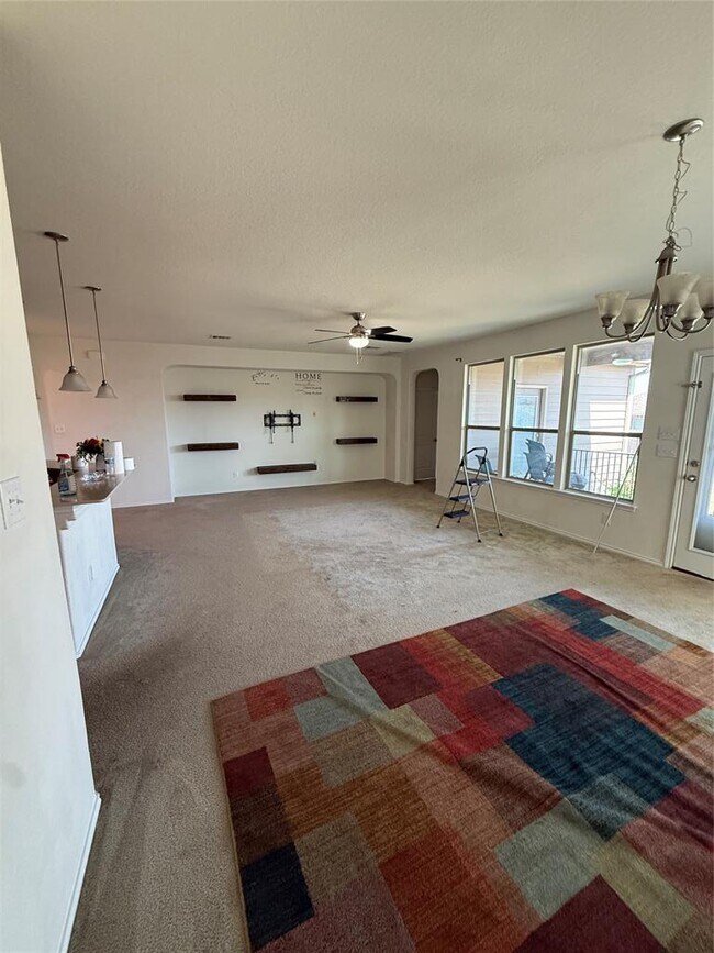 Photo - 16602 Brogan Ln