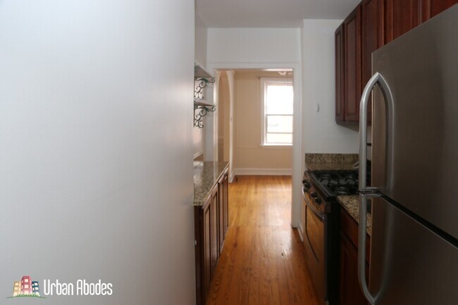 Photo - 549 W Surf St Unidad M04B