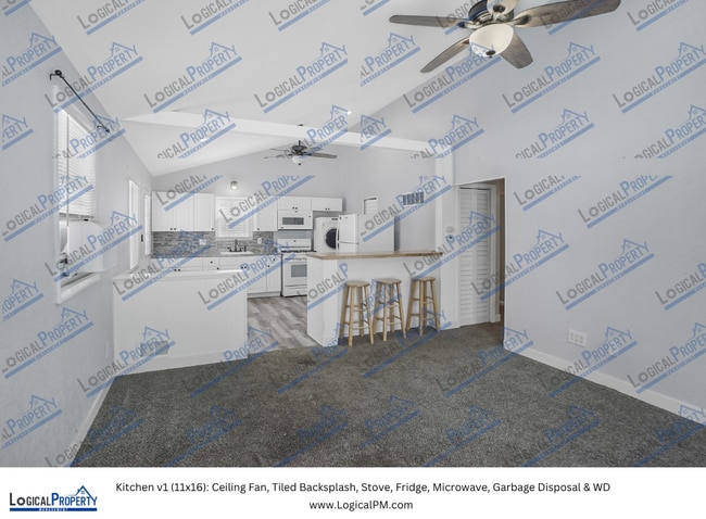 Photo - Corner Lot 2/1 Rnch: Grg,Fncd-in Yrd,Windo...