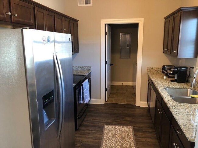 Photo - Magnolia Grove