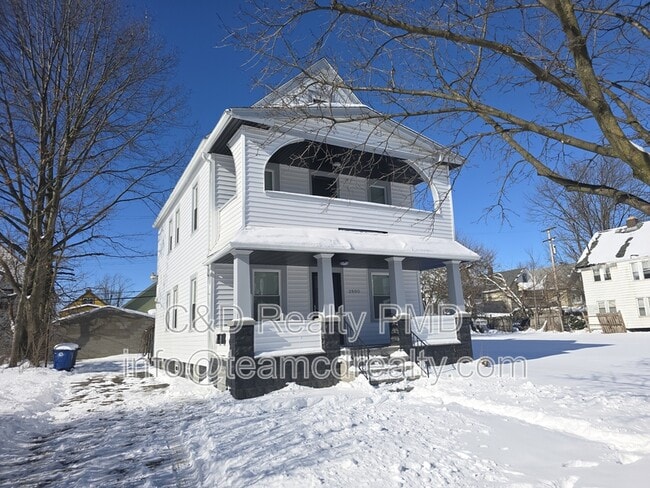 Photo - 2800 E 124th St