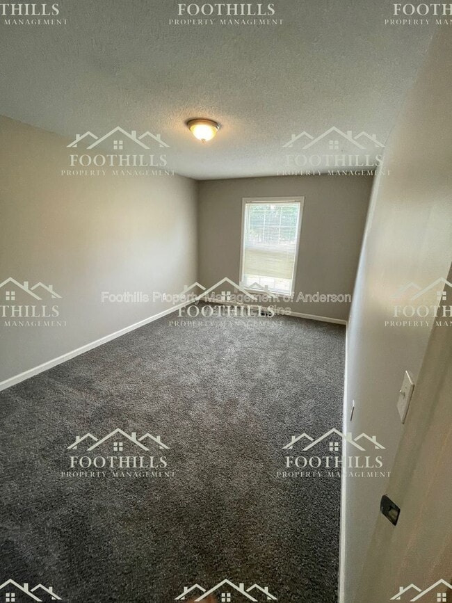 Photo - 103 Ashton Ln