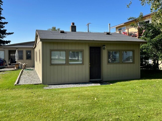 Building Photo - 1441 E 12th Ave Unit 3