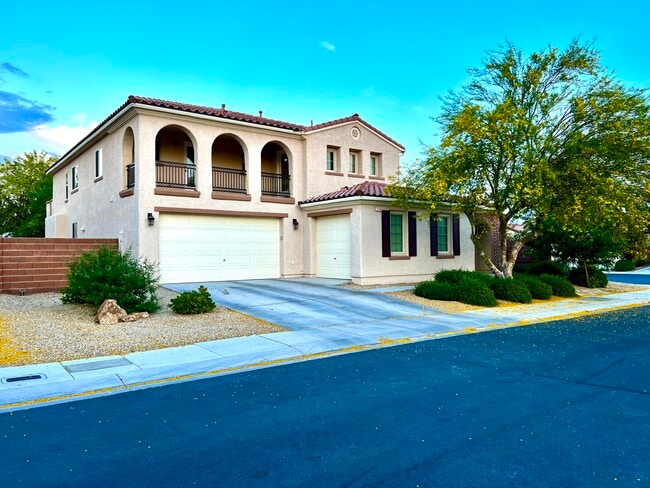 Building Photo - 7140 Charter Crest St Rental