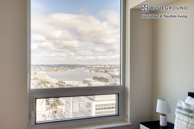 Photo - 210 8th Ave N Unidad FL21-ID492