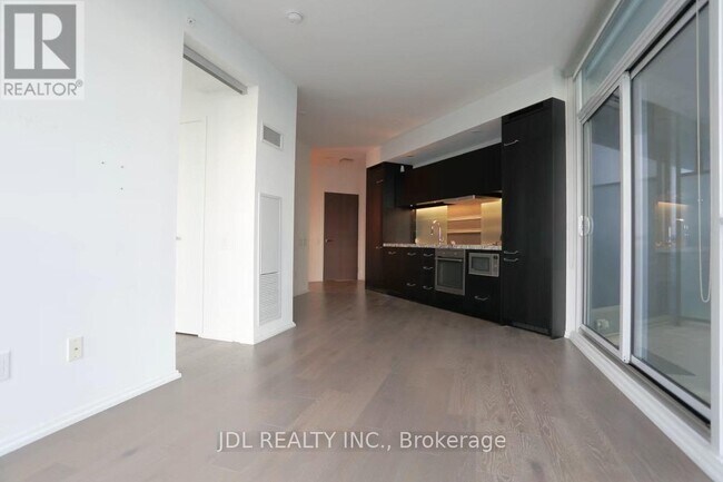 Photo - 45 Charles St E Unité 5006