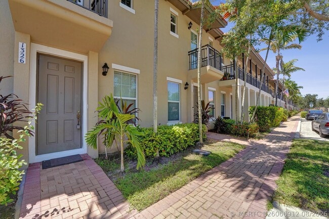 Photo - 1326 SW 147th Ter