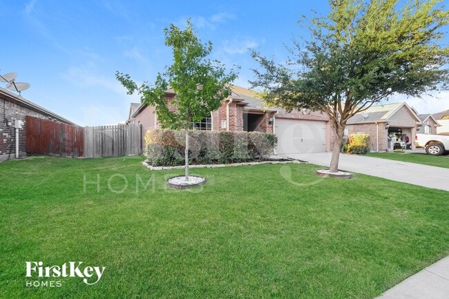 Photo - 3300 Overstreet Ln
