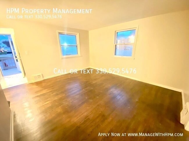 Photo - 3523 Bailey St NW