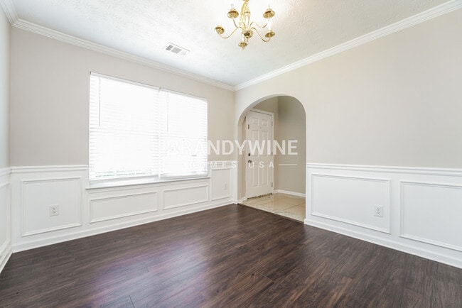 Photo - 2334 Brookgate Way