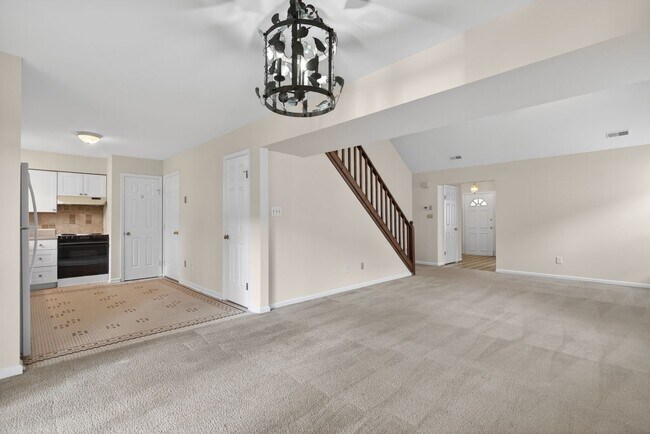 Photo - 227 Ashridge Ln