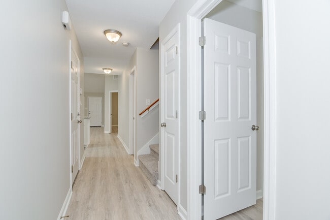 Photo - 448 Northrop Pl