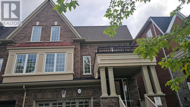 Photo - 32 Meadowcreek Rd