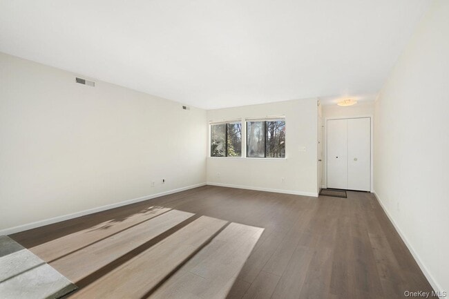 Photo - 157 Stonemeadow Dr