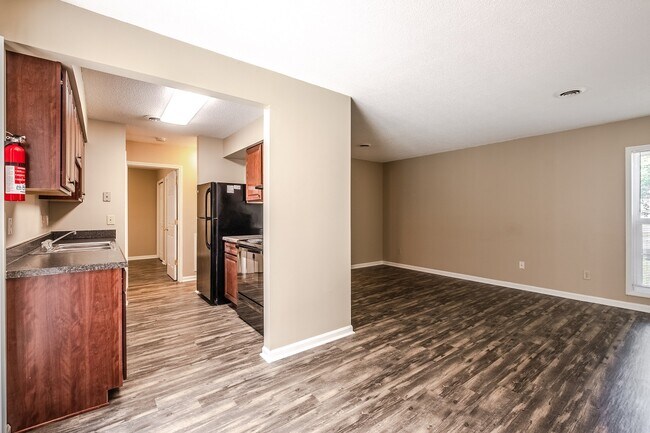 Photo - Aspen Pointe Apartments