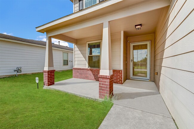 Photo - 1911 Helvick Blvd