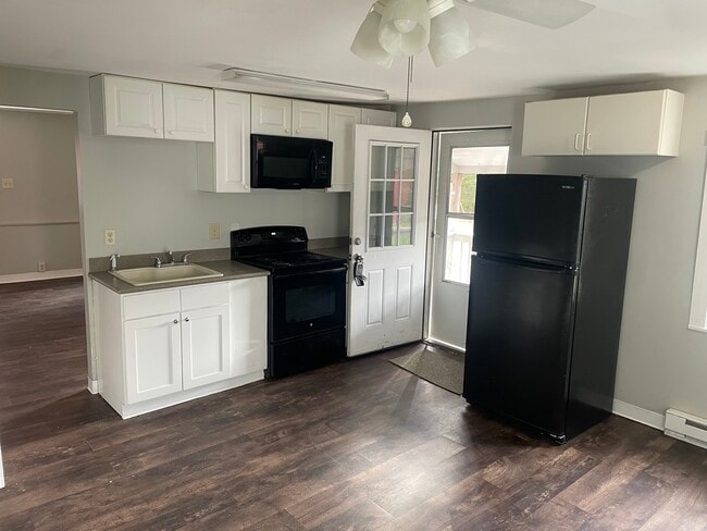 Photo - 633 Main St Unit C7