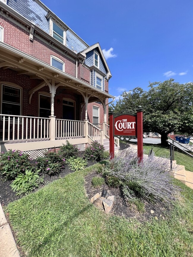 Photo - 1303 W 13th St Townhome