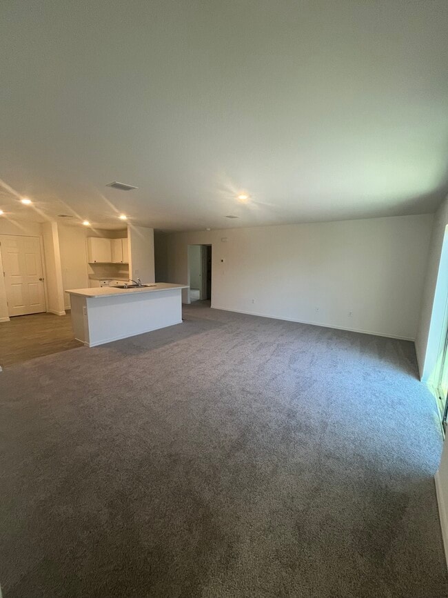 Photo - 27 Wood Cedar Dr