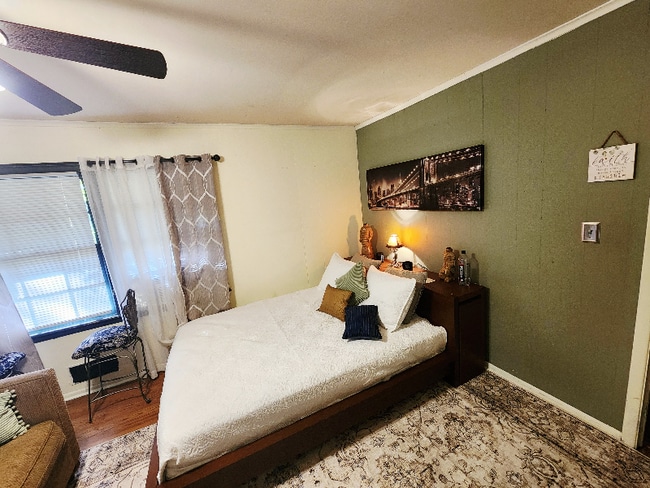 Photo - 4197 Fredericksburg Dr