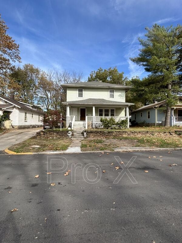 Building Photo - 112 Potlizer