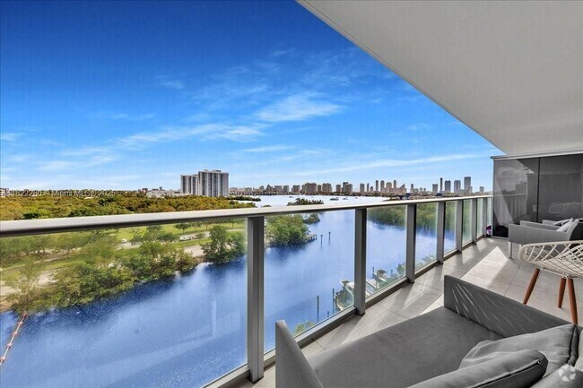 Building Photo - 16385 Biscayne Blvd Unit 804 Rental