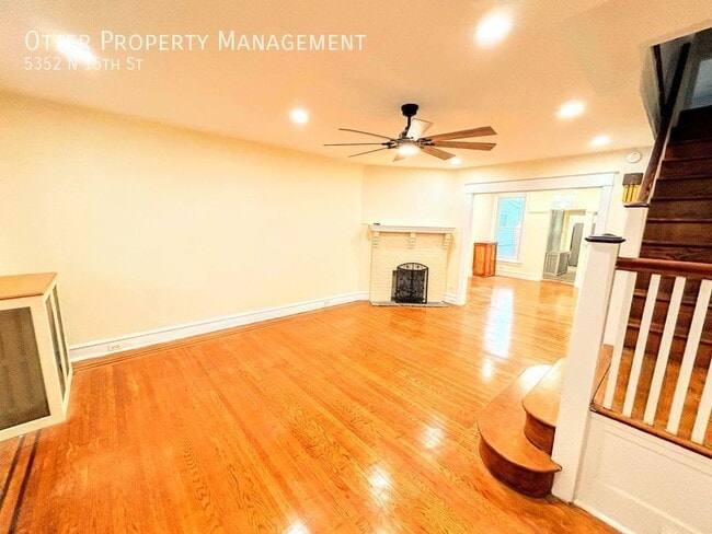 Photo - 5352 N 15th St