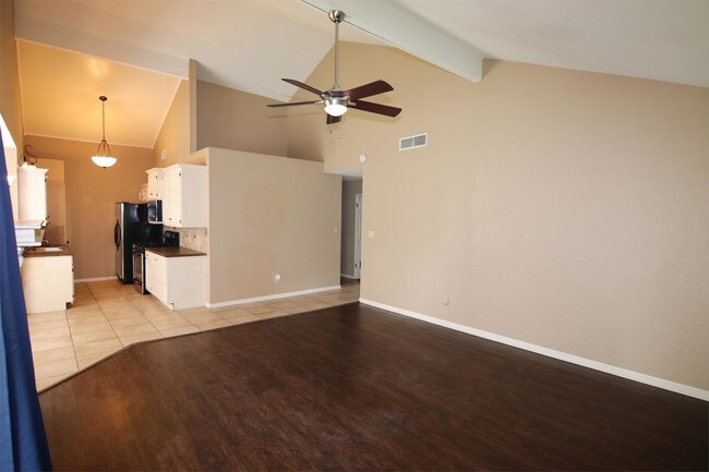 Photo - 5680 Brett Ln