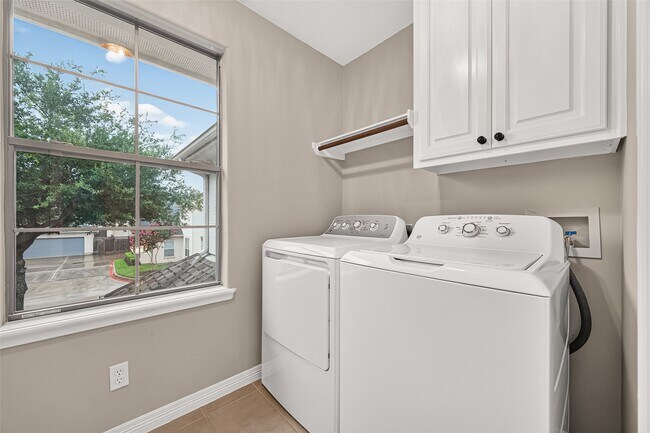 Photo - 4307 Lake Walk Ct