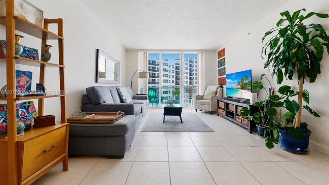 Photo - 3001 S Ocean Dr Unidad 947