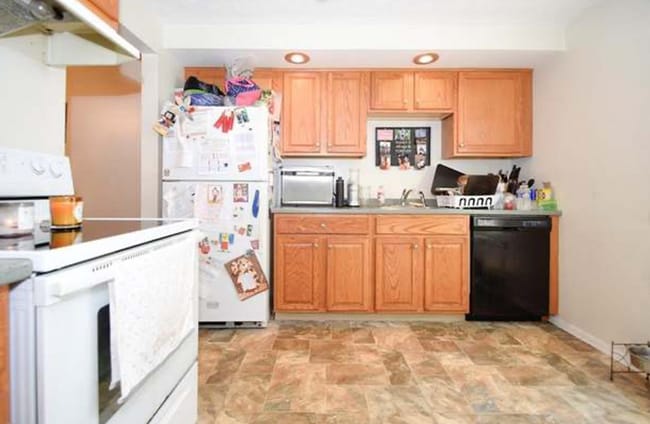 Kitchen - 59 Havenwood Holw Townhome